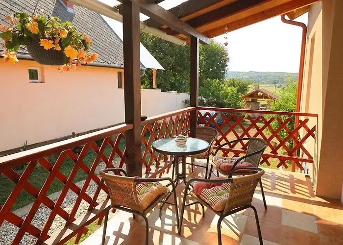 Beata By Interhome Casa vacanze Kőröshegy